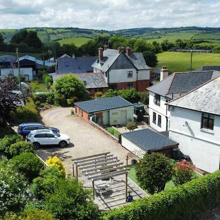 Exmoor House Bed and Breakfast Wheddon Cross Eksteriør billede